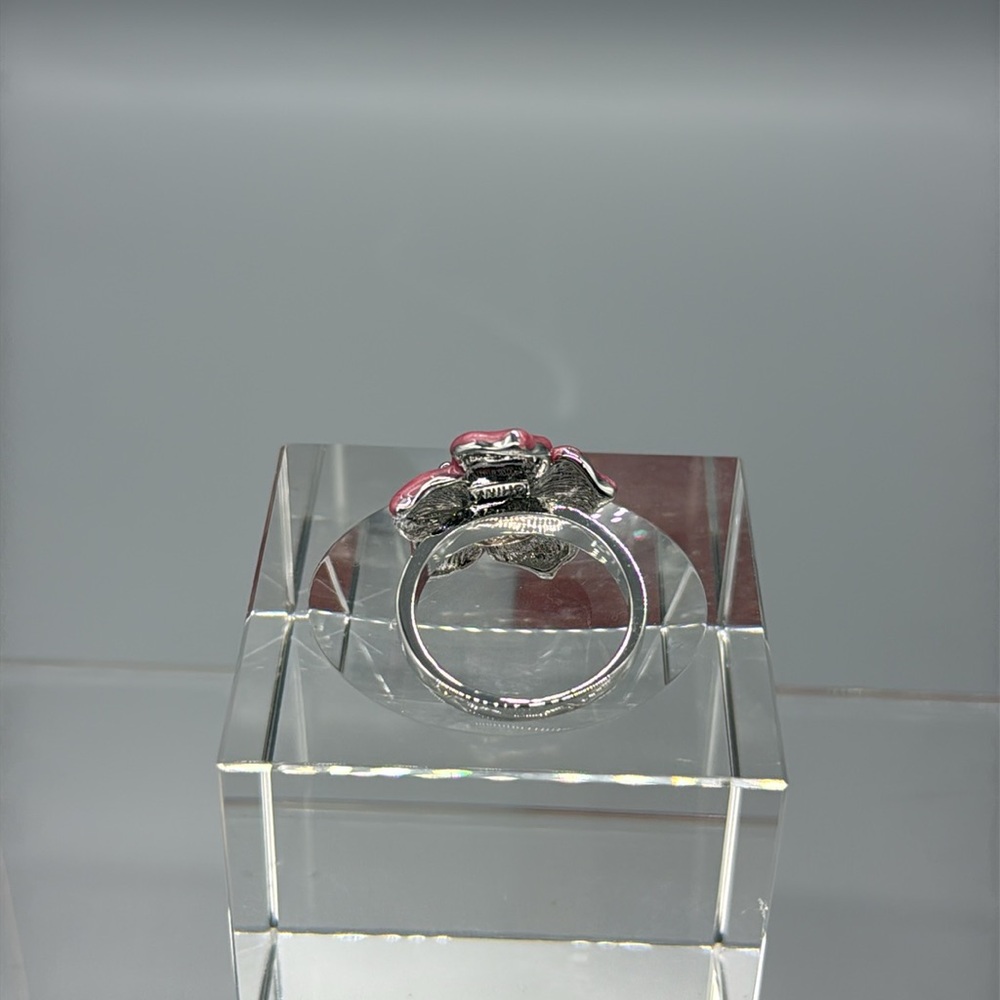 KENNETH JAY LANE FLOWER RING - Picture 3 of 7